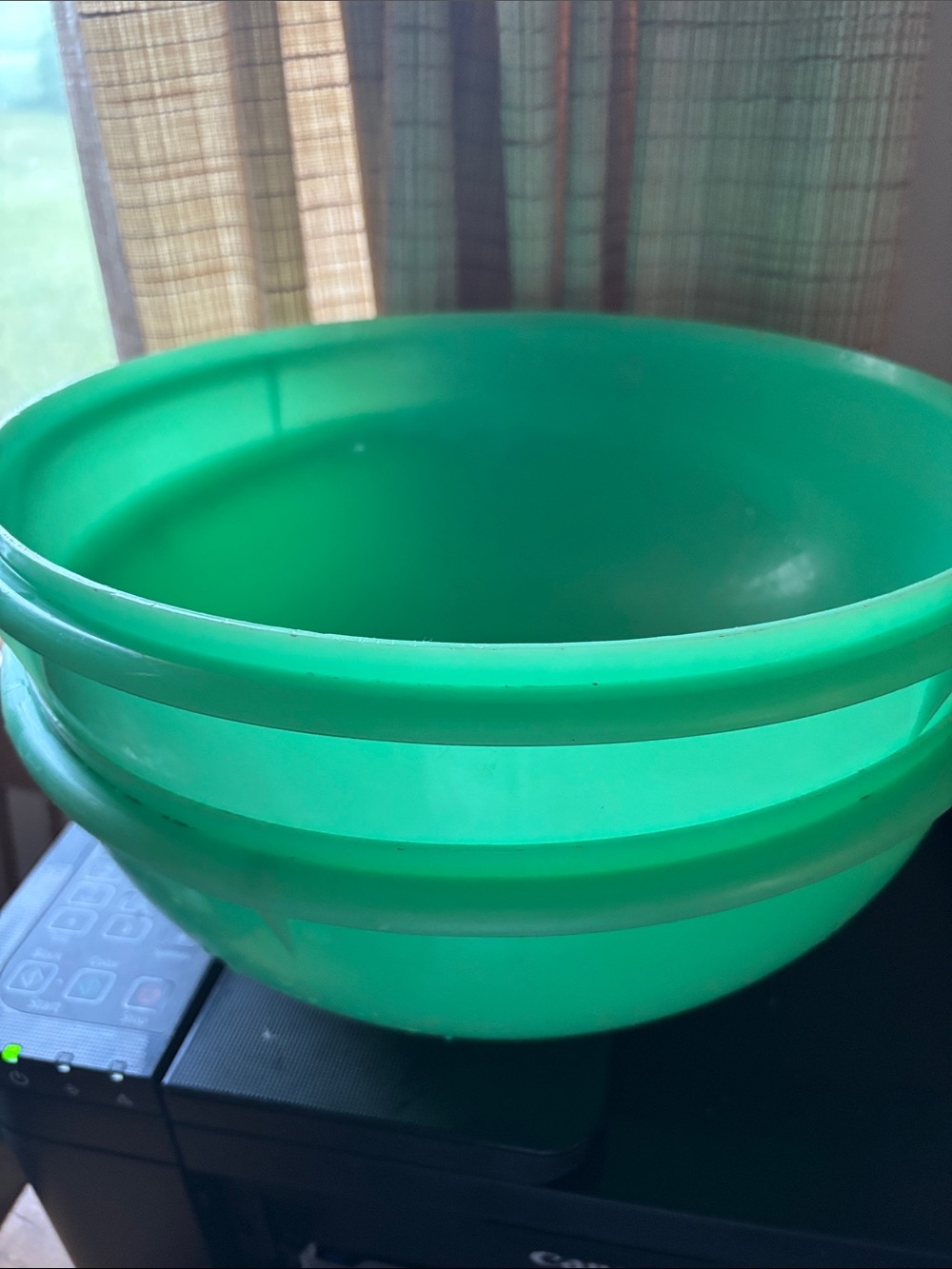 Vintage Tupperware big green mixing bowls 2